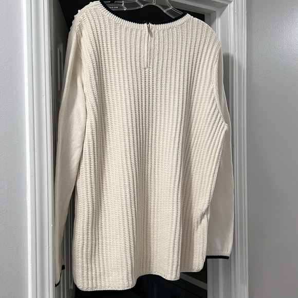 New Talbots 2X sweater with nice details! - Picture 5 of 7